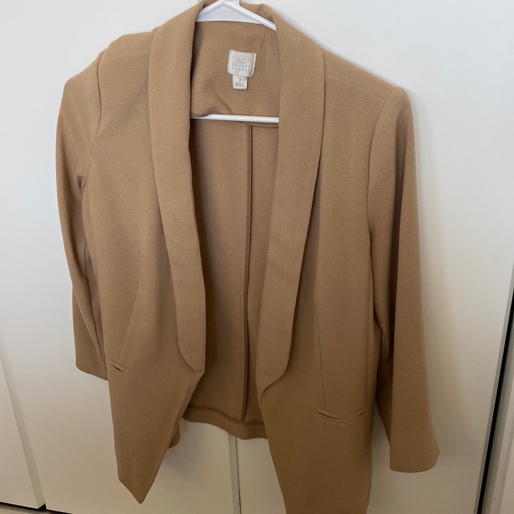 Lauren Conrad LC size 2 crepe camel blazer